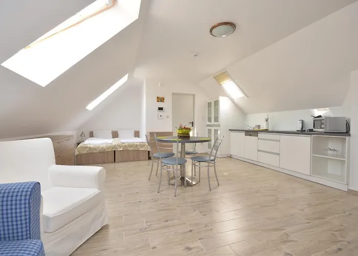 Poduszka Zielony Dom Apartment Stronie Slaskie