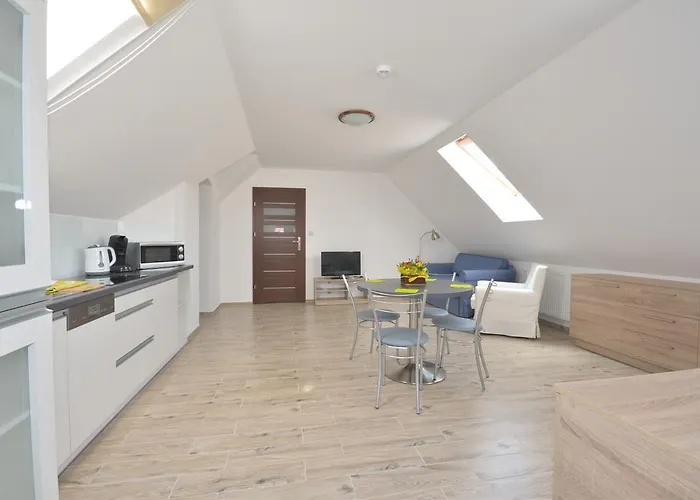 Poduszka Zielony Dom *