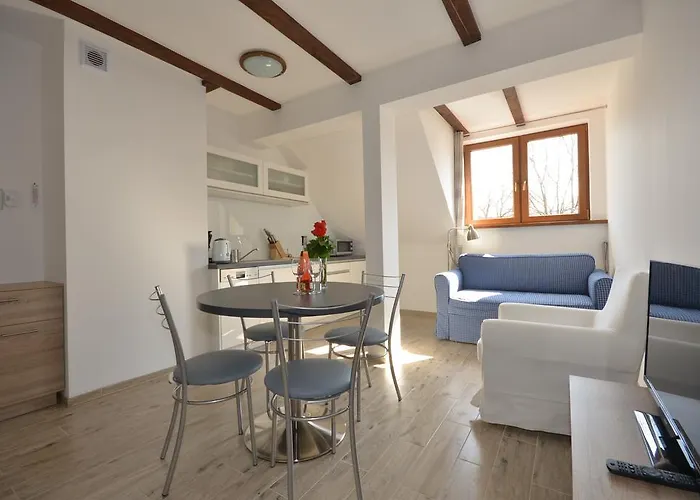 Poduszka Zielony Dom Apartment *